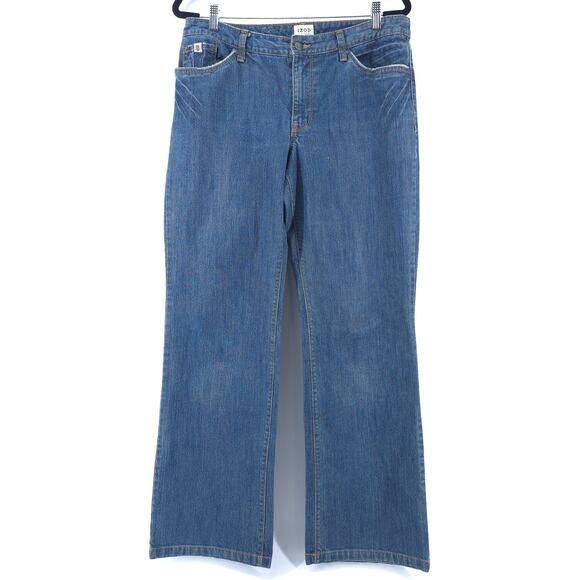 Izod Comfort Country Prep Ranch Classic Fit Bootcut Jeans Stretchy Dark Wash 12R - Picture 2 of 13